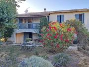 VILLA SUR 800M² DE TERRAIN AVEC SA PISCINE