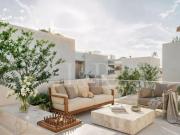 Villa T5+1, com piscina e terraços, em Campo de Ourique...