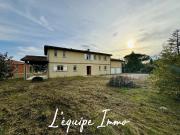 Villa T8 242m² avec garage sur parcelle de 1100m²