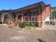 Villa trifamiliare in affitto a Perugia