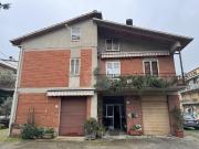 Villa trifamiliare in vendita a Perugia