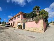 Villa trifamiliare in vendita a Quartu Sant'Elena