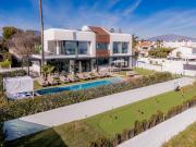 Villa única frente a la playa El Saladillo
