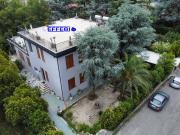 Villa unifamiliare con corte in vendita a Castrolibero