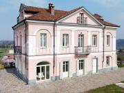 Villa unifamiliare in affitto a Asti