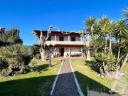 Villa unifamiliare in affitto a Forte Dei Marmi