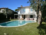 Villa unifamiliare in affitto a Forte Dei Marmi