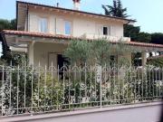 Villa unifamiliare in affitto a Pietrasanta