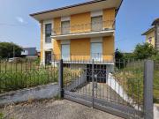 Villa unifamiliare in vendita a Desenzano Del Garda