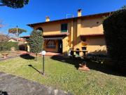 Villa unifamiliare in vendita a Forte Dei Marmi
