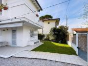 Villa unifamiliare in vendita a Forte Dei Marmi