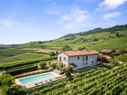 Villa unifamiliare in vendita a La Morra