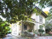 Villa unifamiliare in vendita a Lucca