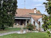 Villa unifamiliare in vendita a Modena