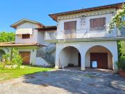 Villa unifamiliare in vendita a Pietrasanta