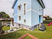 Villa unifamiliare in vendita a Varese