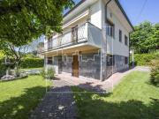 Villa unifamiliare in vendita a Varese