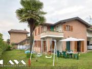 Villa unifamiliare in vendita a Varese