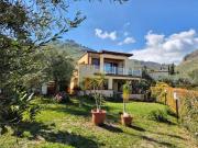 Villa vista mare in residence con piscina