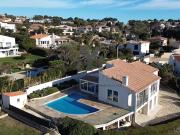 VILLA VUE PANORAMIQUE SUR LA BAIE DE BANDOL