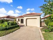 Villa with pool and garden