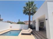 Villa y Apartamento en venta en Solymar Puerto Marina,...