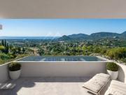 Villa/Appartement avec piscine et vue mer