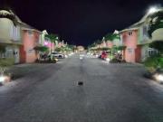 Village com 2 dormitórios, 76 m² venda por R$ 550.000,00...