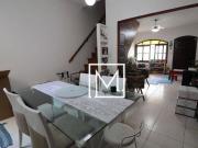 Village com 3 dormitórios à venda, 102 m² por R$...