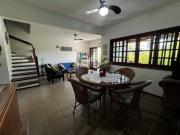 Village com 3 dormitórios à venda, 180 m² por R$...