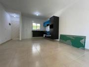 Village com 4 dormitórios à venda, 106 m² por R$...