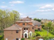 Village Heights, Chingford Lane, 1 Bedroom Apartment