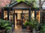 Village Prestige, Victorian Grandeur