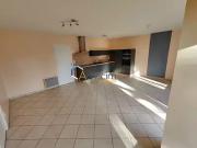 Villaines la Juhel 53700 Location maison 5 pièces t5 parking