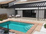 Villas adosadas con piscina privada en el exclusivo...