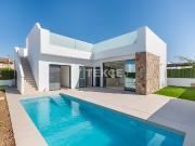 Villas Contemporáneas Cerca de la Playa en Los Alcázares