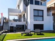 Villas contemporáneas en Algorfa Costa Blanca con piscina