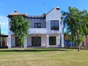 Villas de Golf con Vistas al Mar en Zona Tranquila en...