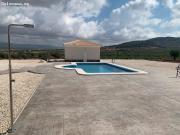 Villas de Obra Nueva en parcelas de 10.000 m2 en Pinoso...