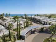 Villas de obra nueva en venta en Marbella Este 264m²...
