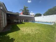 Villas del Mesón VENTA. Casa de un nivel a pie de calle,...