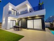 Villas en Roda Golf, San Javier | Piscina privada y golf...