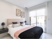 Villas independientes con sótano y piscina privada Villas independientes con sótano y piscina privada