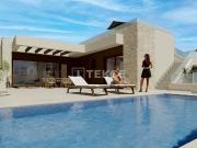 Villas Independientes de una Sola Planta con Piscina en...