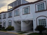 Villas Santorini: Casa en venta en La Crespa