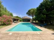 Villefranche, bâtisse de caractère avec chambres...