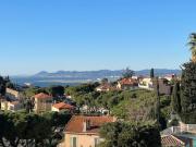 VILLEFRANCHE SUR MER 2 PIECES MEUBLE DE 50M² A LOUER...