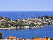 VILLEFRANCHE SUR MER: Dernier étage, 2 pièces, t