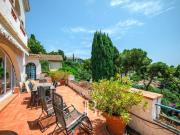 VILLEFRANCHE SUR MER – SPACIEUX 4 PIÈCES AVEC TERRASSE...