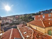 VILLEFRANCHE SUR MER STUDIO DE 23 M2 A VENDRE EN ETAGE...